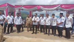 Kepala kampung Juku Batu ,Ma. Khoirin.S.pd. ucapkan Terimakasih pada Bupati way Kanan- Raden Adipati Surya Telah Laksanakan Pecah Kendi Saat Lounching peresmian Puncak Lawang Agung .