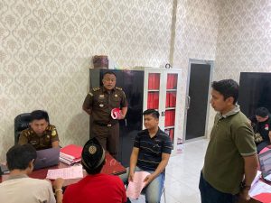 Berkas Lengkap, Polres Way Kanan Limpahkan Tahap II Kasus Curat di PT. AKG Ke Kejari Blambangan Umpu