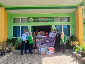 HUT Bhakti Pemasyarakatan Ke 59 Lapas Lubuk Basung Berikan Sembako Pada Masyarakat