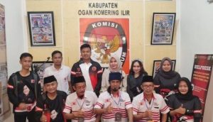 PKN OKI Siap Menang Serahkan Berkas Bacalegnya ke KPU