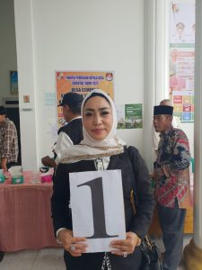 Dengan No urut 1, Hj,Rizki Puspa Dewi SE.MM siap menangkan Pilkades di tanah kelahiran nya.