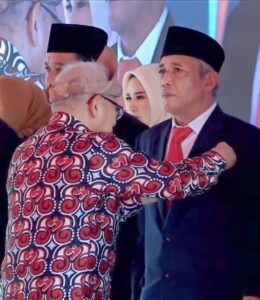 Turunkan Stunting Signifikan, Bupati OKI Terima Penghargaan Satyalancana Wira Karya 2023