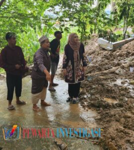 Anggota DPR RI Hj.Lisda Hendajoni Turun Langsung Melihat Bencana Longsor Di Kota Padang