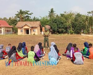 Menyambut Hari ulang tahun RI, Babinsa andil dalam pelatihan paskibraka Kecamatan Bumi Agung