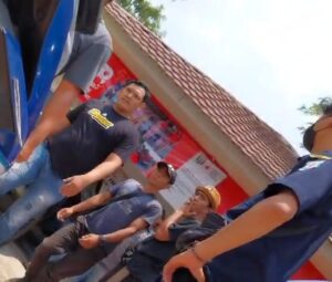 Tak Terima Diberitakan, Ketua SMSI terluka di serbu massa di Markas PMI Way Kanan.