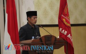 Ketua DPRD Kabupaten Agam Dr. Novi Irwan Membuka dan Memimpin Rapat Paripurna Pandangan Fraksi- Fraksi Di Hadiri Sekdakab Edi Busti.