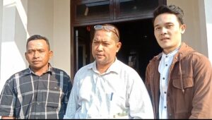 Salah Satu Kades di Kecamatan Abung Pekurun di Laporkan Ke Polisi, karena di duga Gelapkan Sertifikat warga.