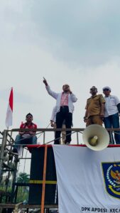 Kepung Senayan, Fachrul Razi Orasi Bakar Semangat Aksi Kepala Desa Tuntut Revisi UU Desa