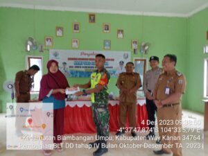 Pemerintah kampung Sriwijaya kecamatan Umpu semenguk merialisasikan pembagian BLT DD dan insentif triwulan akhir berjumlah 21 KPM