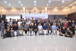 Penandatanganan Deklarasi Pemilu Tertib oleh Bawaslu Sanggau Bersama partai politik peserta Pemilu