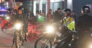 Malam Tahun Baru 2024, Kapolres Bersama Forkopimda Kota Singkawang Lakukan Patroli Bersama Dengan Sepeda Motor.