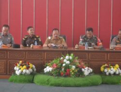 Plt Bupati Sanggau, Yohanes Ontot Memimpin Rapat Koordinasi Penanganan Banjir, Puting Beliung dan Tanah Longsor