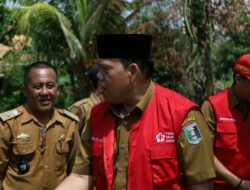 Ketua PMI Lampung Timur Azwar Hadi Berikan Bantuan Kepada Korban Musibah Kebakaran Rumah Desa Sukadana Timur