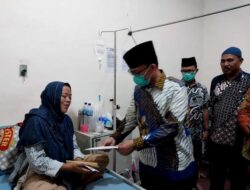 PJ Bupati OKU H Teddy Meilwansyah Berikan Bantuan Biaya Pengobatan Liliyasari Penderita Kanker Payudara