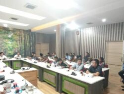 Dinas Perkim Provinsi Kalbar Kembali Menandatangani SPKS Swakelola Program Peningkatan PSU tahun 2024