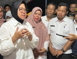 Menteri Sosial RI Kunjungi Korban Tanah Longsor di Kecamatan Patamuan Dan Langsung Berikan Bantuan