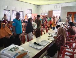 Kakam Sukabumi,Subroto Bagikan Beras CPP Tahap ke Tiga