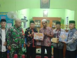 Kadis Arsip Dan Perpustakaan Bersama Rombongan TSR 28 Berikan Bantuan Dana ke Mushalla Nurul Yakin