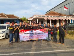 FORUM PERS INDEPENDENT INDONESIA WAY KANAN BERBAGI takjil DI BULAN RAMADHAN