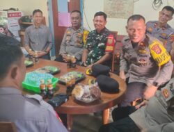 Jelang Pilkada, Wakapolres Way Kanan Jalin Silahturahmi Dengan Tokoh Agama di Gereja Khatolik Keluarga Kudus