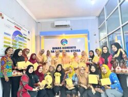 Ketua DWP Kominfo Kabupaten Lampung Utara Ibu Hj. Kiki Rizki Gunaido. SH. MH Mengadakan Silaturahmi dengan Anggota DWP.