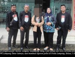 Dianiaya Tamu Karaoke Sulthan, Mawar Didampingi PPWI Melapor di Polda Lampung
