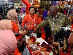 Presiden Joko Widodo Membuka Acara Rapat Kerja Nasional ke-16 Asosiasi Pemerintah Kabupaten Seluruh Indonesia