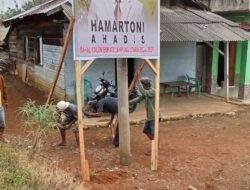 Relawan ‘SEHATI’ Pemenangan Dr.Ir. Hi. Hamartoni Ahadis, M.Si. Bergerak Memasang Poster
