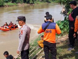 PERKEMBANGAN HARI KE 2 (DUA) PENCARIAN PASCA KEJADIAN ORANG TENGGELAM DI SUNGAI OGAN DESA LUBUK BATANG BARU KEC. LUBUK BATANG KAB. OKU