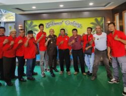 Kejaksaan Negeri Sanggau Melaksanakan Hari Bhakti Adiyaksa ( HBA ) ke 64 Di-perbatasan RI-Malaysia di Entikong Kabupaten Sanggau Kalbar.