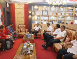 Penjabat Bupati sanggau Suherman Menerima Kedatangan Tim Teknis Unit Bisnis Pembangkit Perusahaan Listrik Tenaga Uap (UBP PLTU) Sei Batu