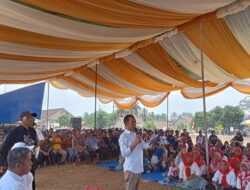 Cawabup Lampura Romli,S.Kom,MH Sapa Warga Desa Karang Sari Muara Sungkai