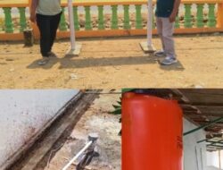 Cabup Lampung Utara, Hamartoni dan Romli Lalui Team Pemenangan Serahkan Bantuan Sumur Bor Kepada Mushala Nurul Iman