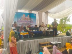 Cabup Hamartoni Ahadis Dan Anggota DPRD Lampura Netty Hastuti,SH Hadiri Pengajian Akbar Dan Sosialisasi