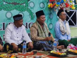 Peringati Maulid Nabi Jama’ah Yasin Wali Songo Bersholawat Di-rumah Makan Tenda Biru