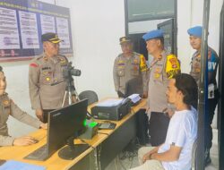 Kunjungi Ruang Pelayanan Publik, Wakapolres Way Kanan Minta Anggota Tunjukkan Kinerja Yang Baik