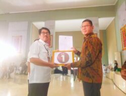 Paslon Hamartoni – Romli Mendapatkan Nomor Urut 1 Rapat Pleno Terbuka Yang Di Tetapkan KPU