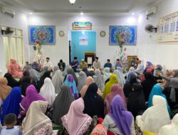 Calon Bupati Lampung Utara Hamartoni Hadiri Maulid Nabi