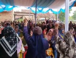 Kampanyekan Cabup Hamartoni – Romli, Bunda Mery dan Ustazah Nur Aini Meriahkan Suasana