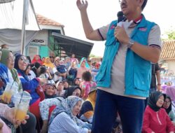 Cabup Hamartoni Sampaikan Program Seragam Sekolah Gratis Dan Pelayanan Mudah Dan Cepat Tanpa Biaya Saat Kampanye Di Tanjung Aman