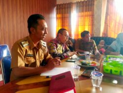 Dr.,Suwardi,SH.MH.CM.CPCLE selaku ketua Tim Transisi Bupati/Wakil Bupati terpilih Hamartoni – Romli Rapat Bersama Kepala Bappeda Lampung utara