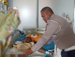 Seorang Anak Alami Demam Tinggi, Polisi Lalulintas Antar Berobat ke Rumah Sakit di Way Kanan