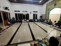 Polri Untuk Masyarakat, Kapolres Berikan Tali Asih Ke Anak Yatim di Polsek Blambangan Umpu