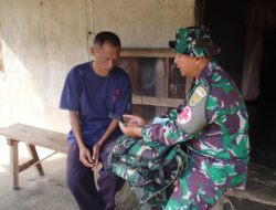 Prajurit dan Warga dilakukan Pengecekan Kesehatan di Wilayah TMMD Desa Subik.