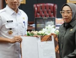Wakil Bupati Way Kanan Terima Surat Penugasan sebagai Plt. Bupati Dari Gubernur Lampung