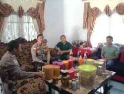 Kapolsek Mukok Silaturahmi Memperkuat Pendekatan ke Masyarakat