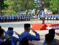 Bupati Lampung Selatan, Radityo Egi Pratama (Egi), memimpin langsung upacara bulanan di lingkungan Pemerintah Kabupaten (Pemkab) Lampung Selatan.