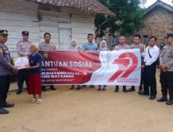 Sambut Hari Bhayangkara Ke 79 , Polsek Way Tuba Salurkan Bansos di Suma Mukti