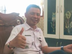 Camat Firmansyah Minta seluruh Aparatur Kepala Desa Abung Semuli Berikan Pelayanan Terbaik Bagi Warga Yang Tidak Mampu