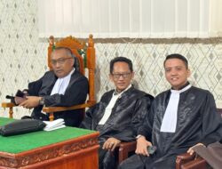 Sidang Ketiga Anggota Brimob Terkait Judi Sabung Ayam Digelar Tertutup di Way Kanan